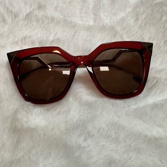Fendi Red and Brown Sunglasses - Picture 4 of 12